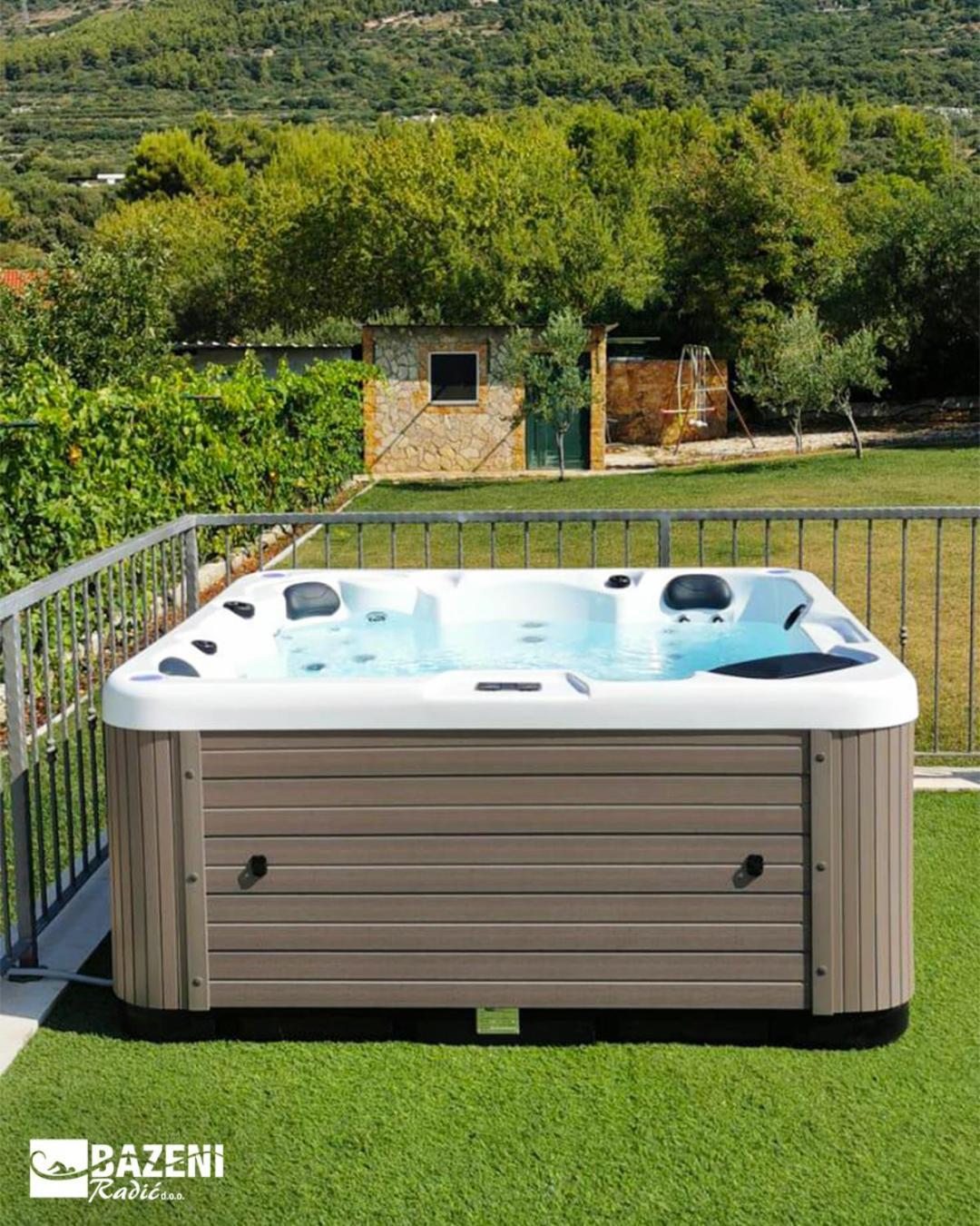Home Away From Home With Outdoor Pool, Botanical Garden And A Beautiful Sea View Kaštela Exterior foto