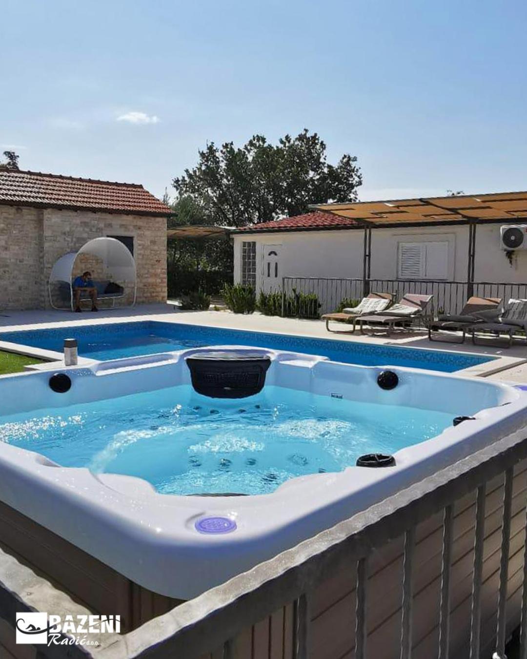 Home Away From Home With Outdoor Pool, Botanical Garden And A Beautiful Sea View Kaštela Exterior foto