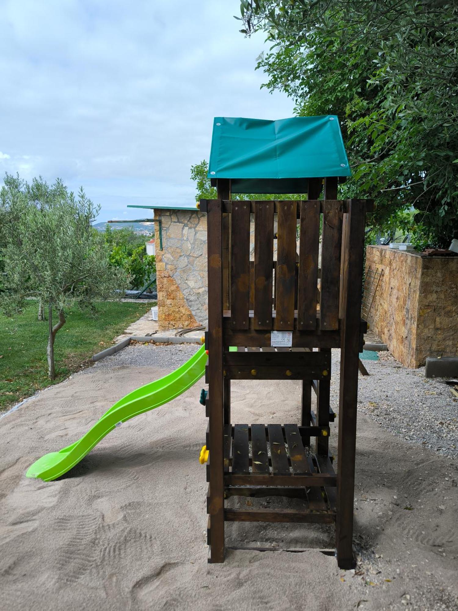 Home Away From Home With Outdoor Pool, Botanical Garden And A Beautiful Sea View Kaštela Exterior foto
